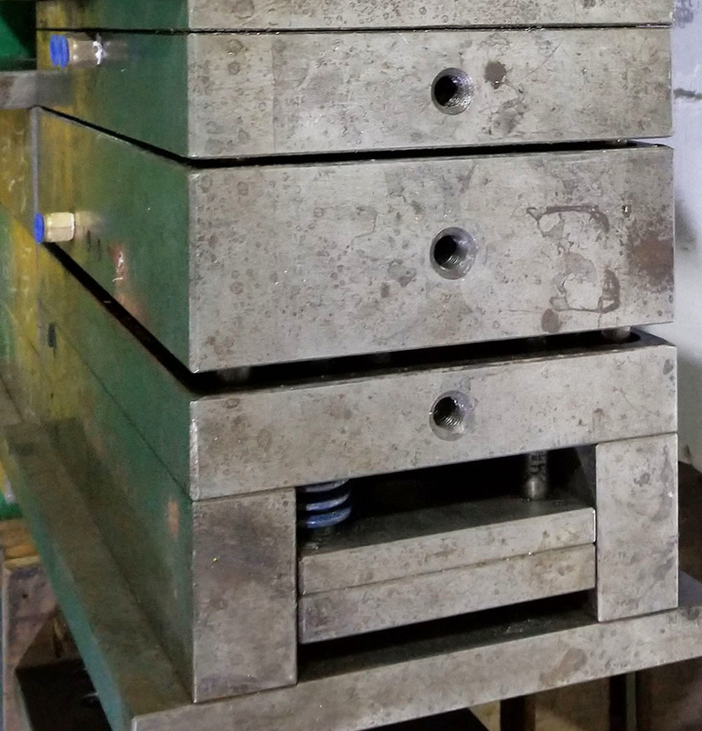 mold (4)